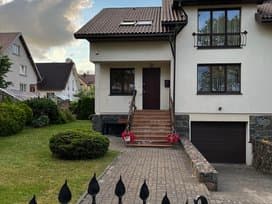 8 rooms, 250.0 m² - Mažasis kaimelis, Topolių g.