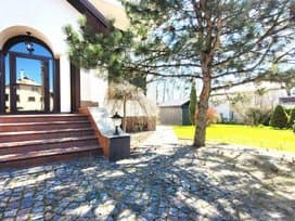 10 rooms, 614.0 m² - Kaunas, Sargėnai