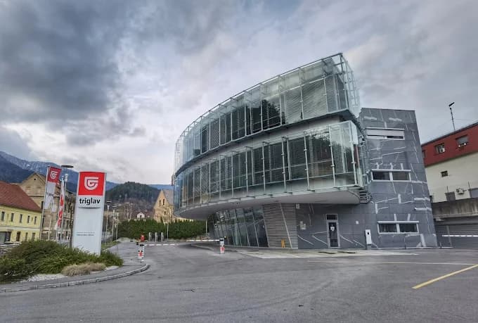 Oddamo poslovne prostore