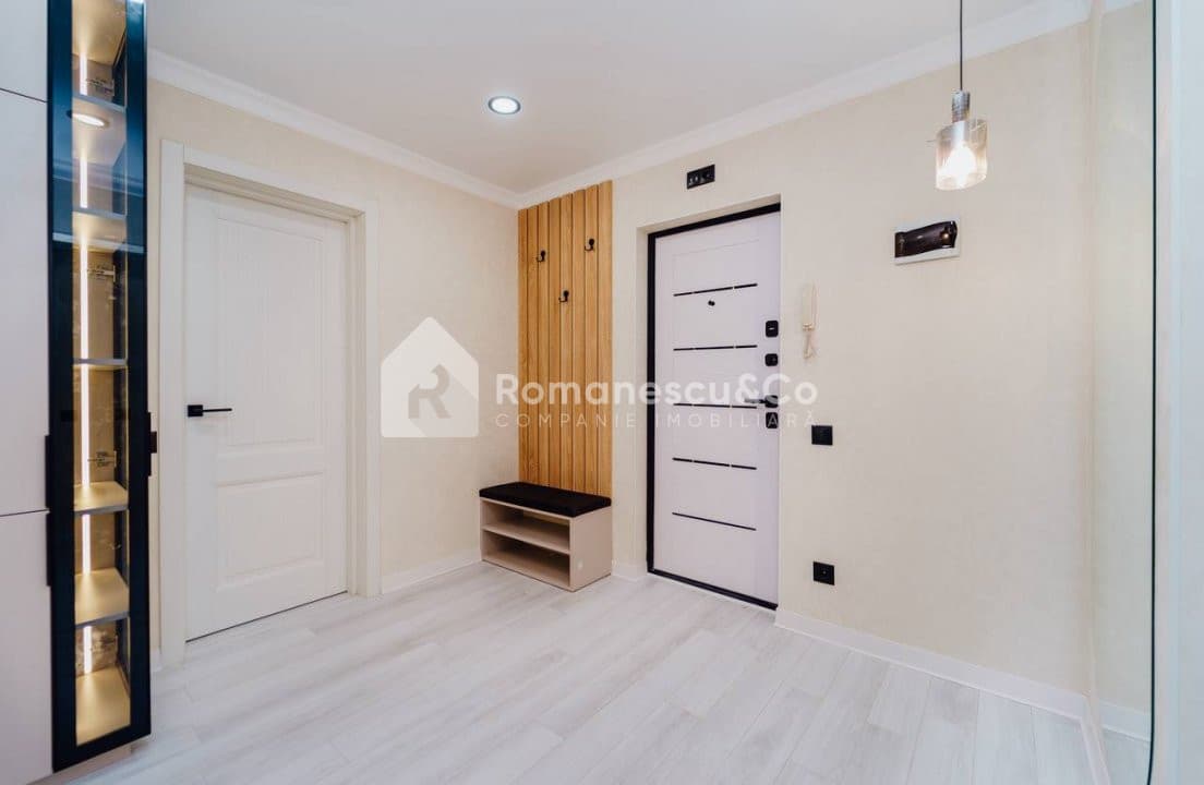 Apartament cu două camere seria 143 - case