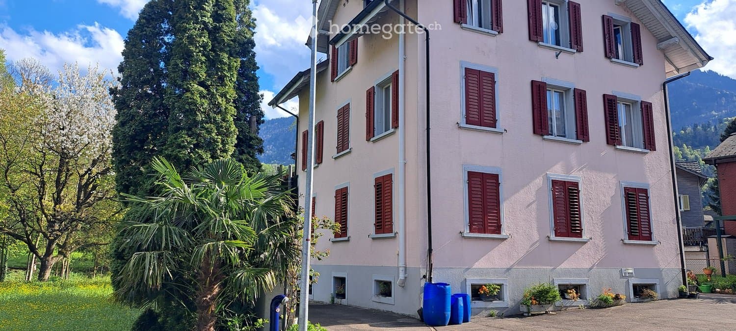 Hochparterrewohnung im Grünen