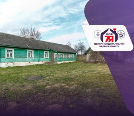 Дом с блочным гаражом на 25 сотках в центре аг. Лебедево.