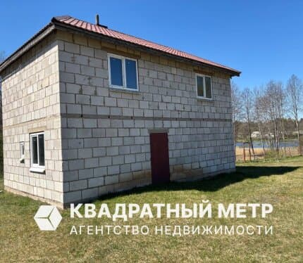 Дом на берегу реки Уса. Налибокская пуща. Д Рудня Пильнянская.