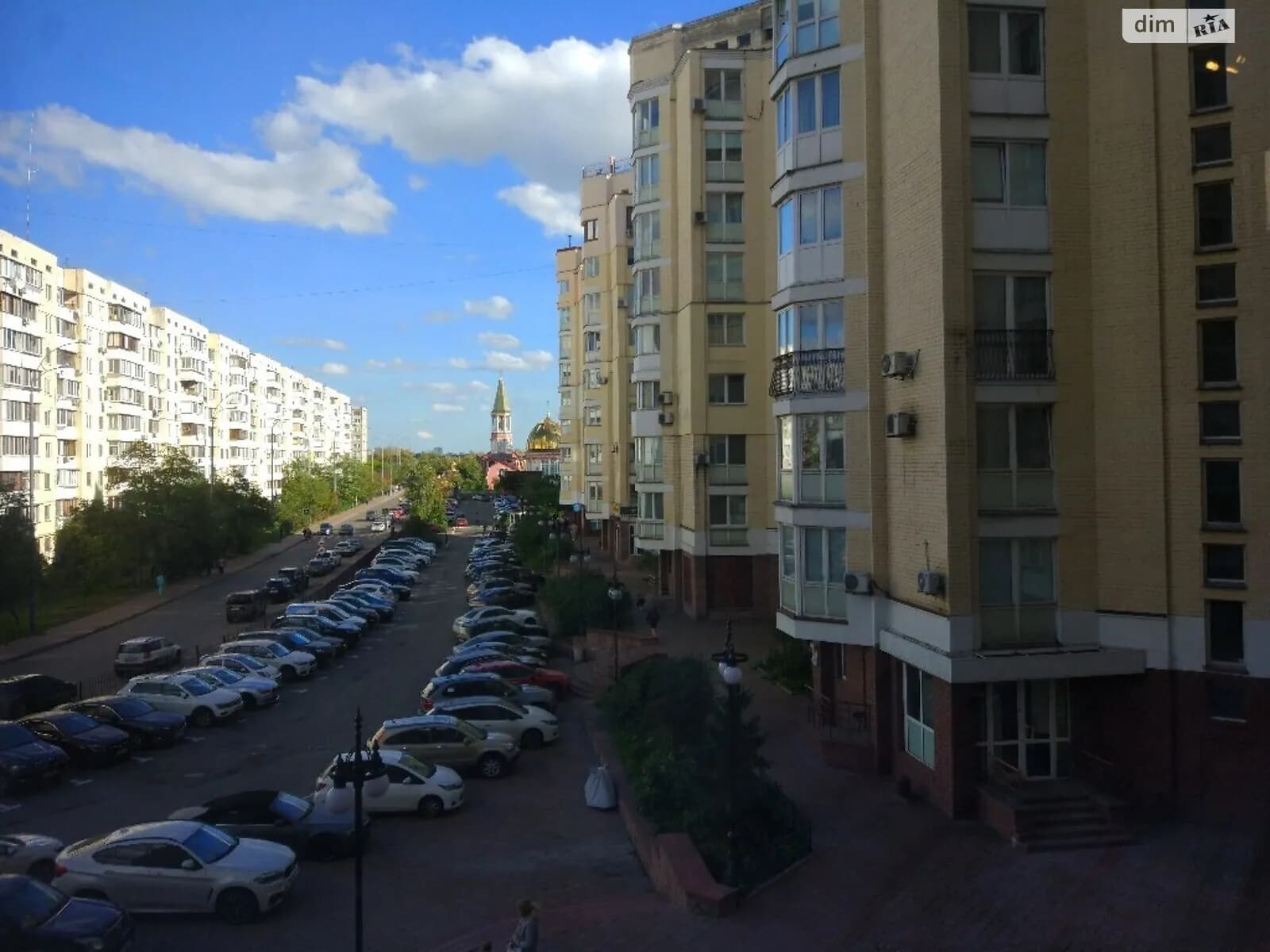 просп. Володимира Івасюка, 24А