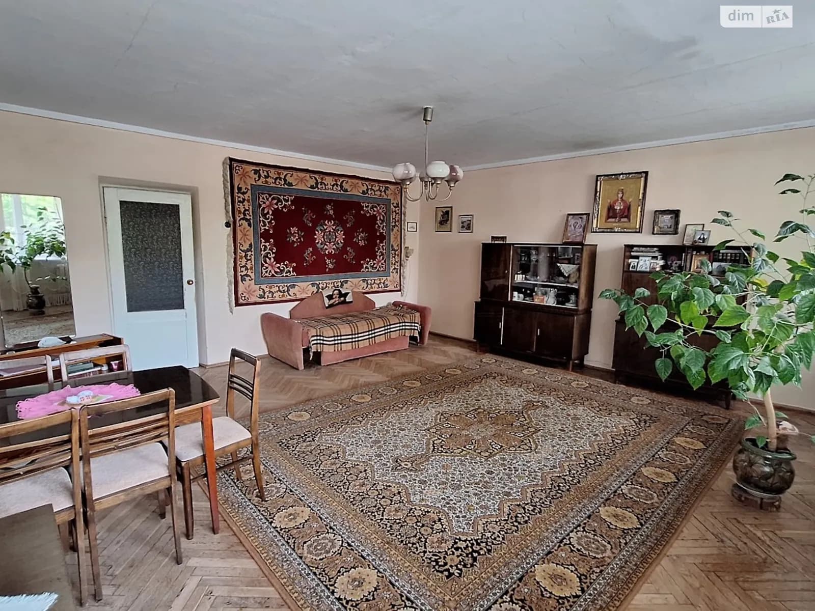 вул. Винниченка, 8
