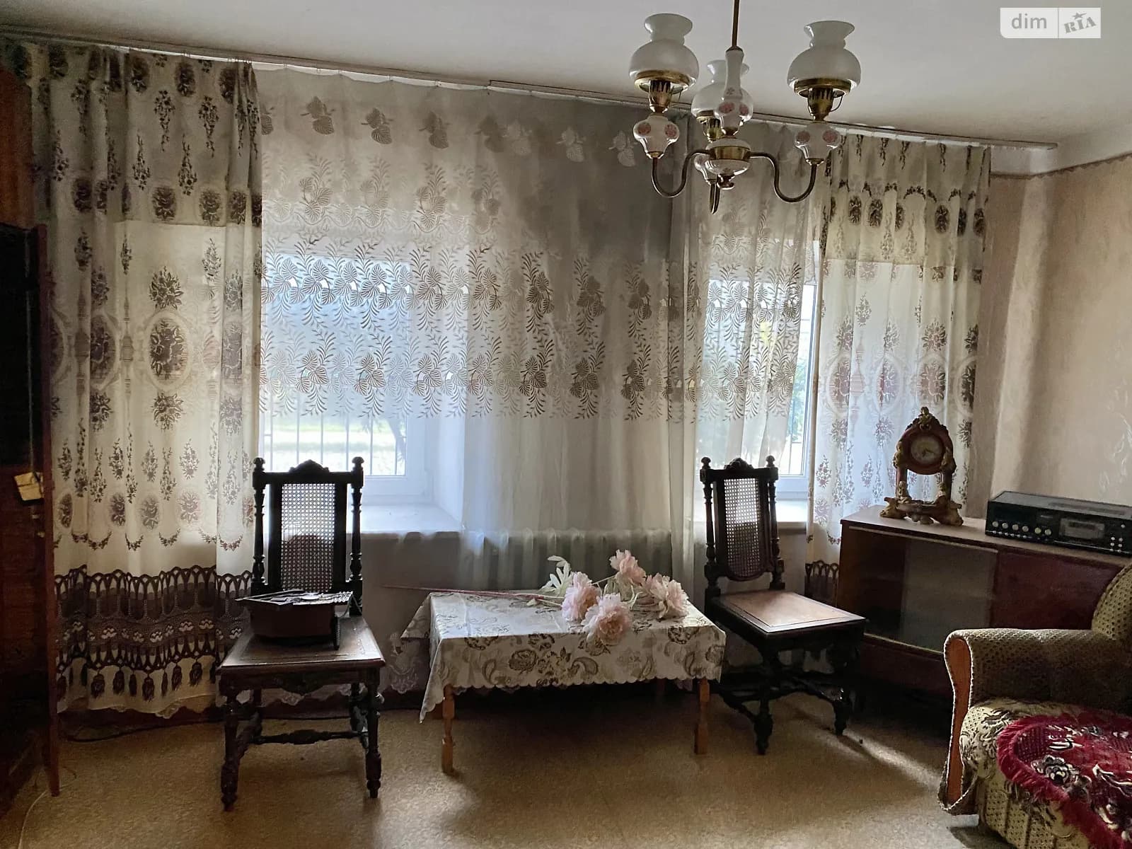 вул. Училищна