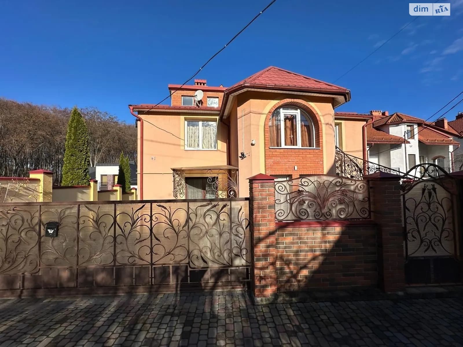 вул. Івана Стешенка, 41
