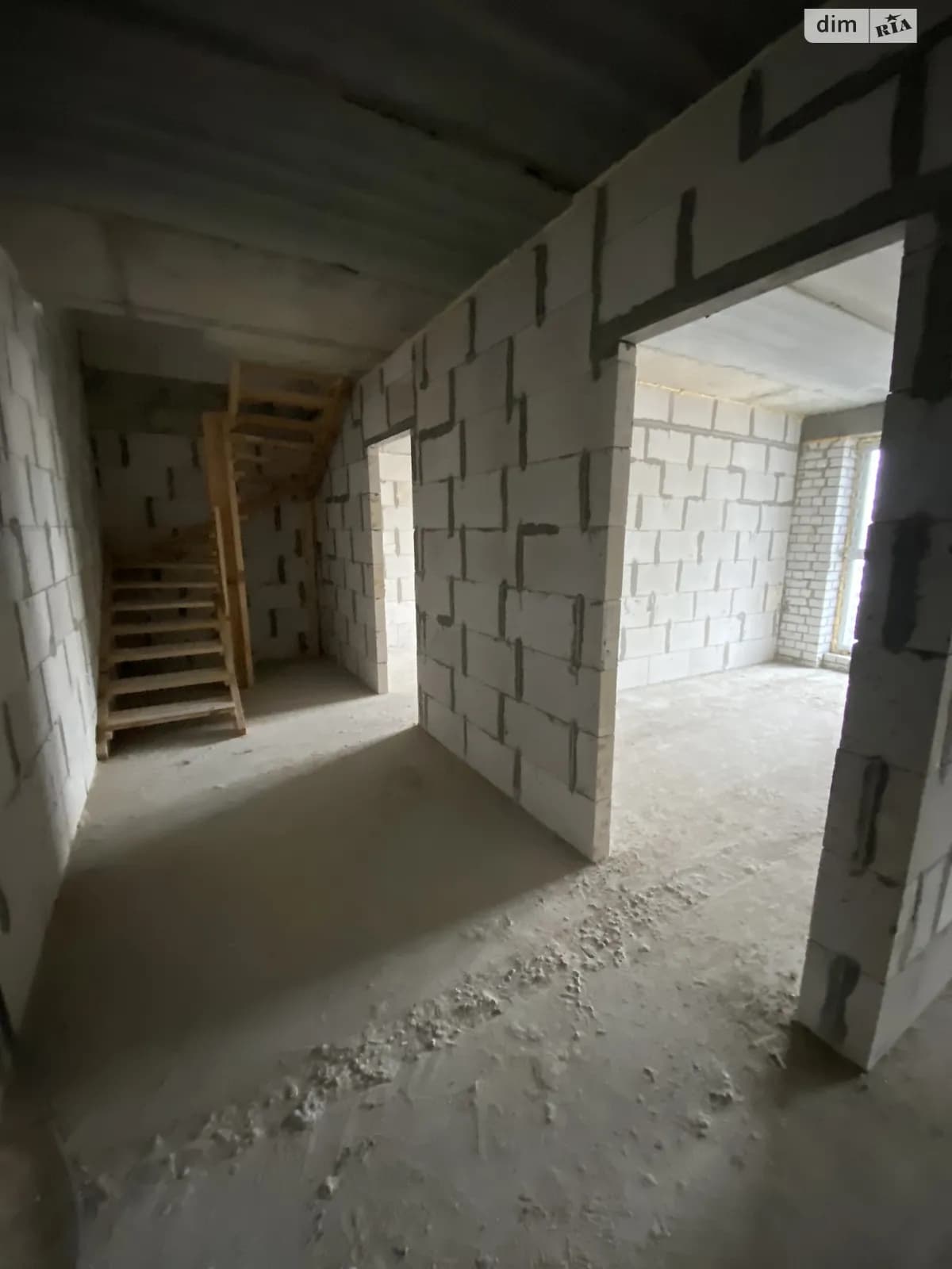 вул. Святослава Ріхтера, 40