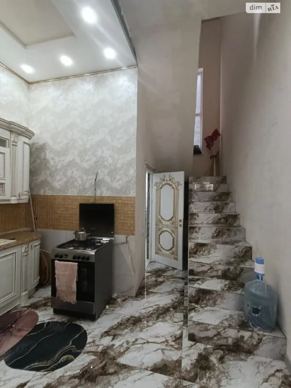 вул. Немировича-Данченка