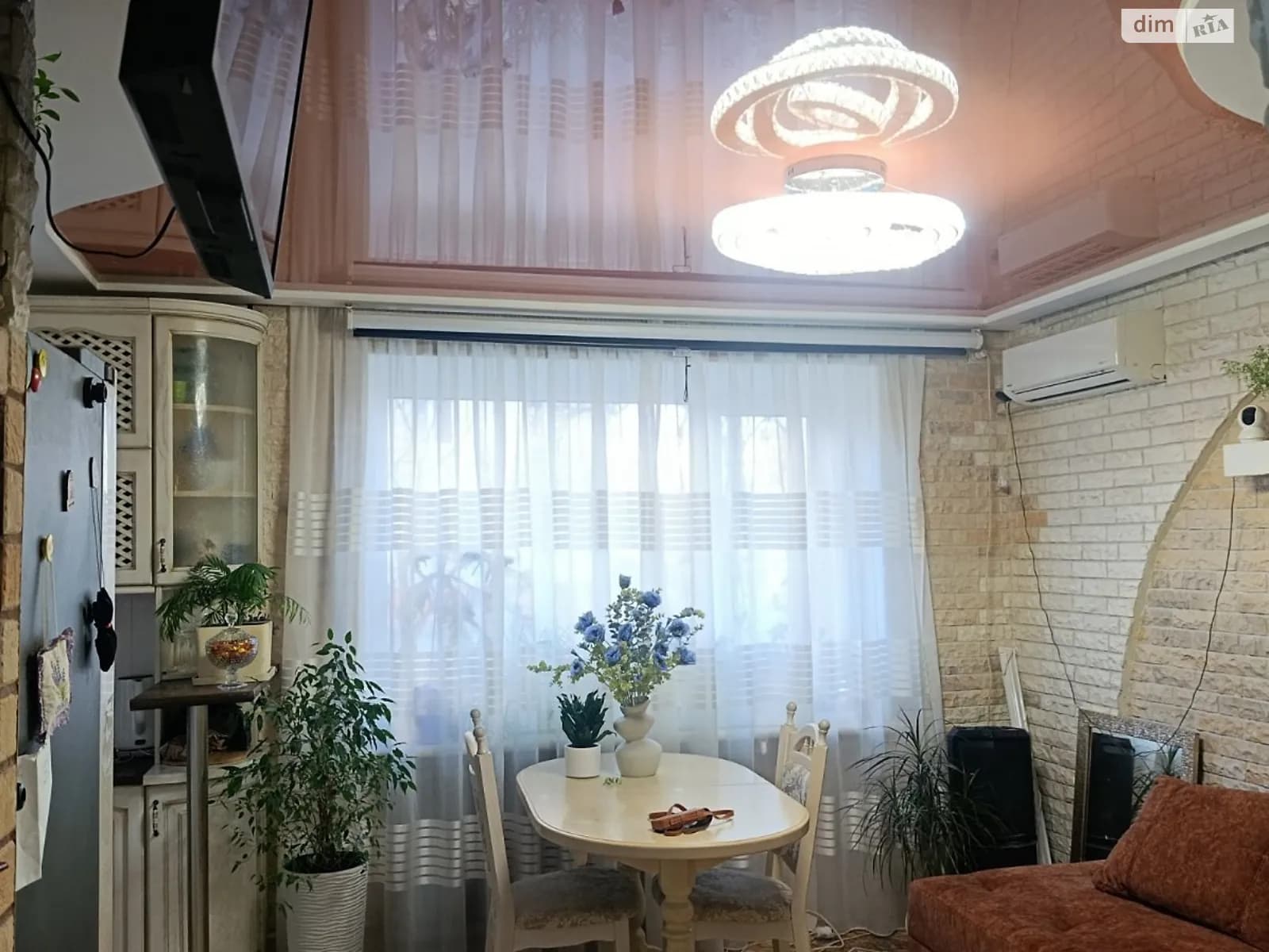 вул. Павла Корнелюка(Станіславського)
