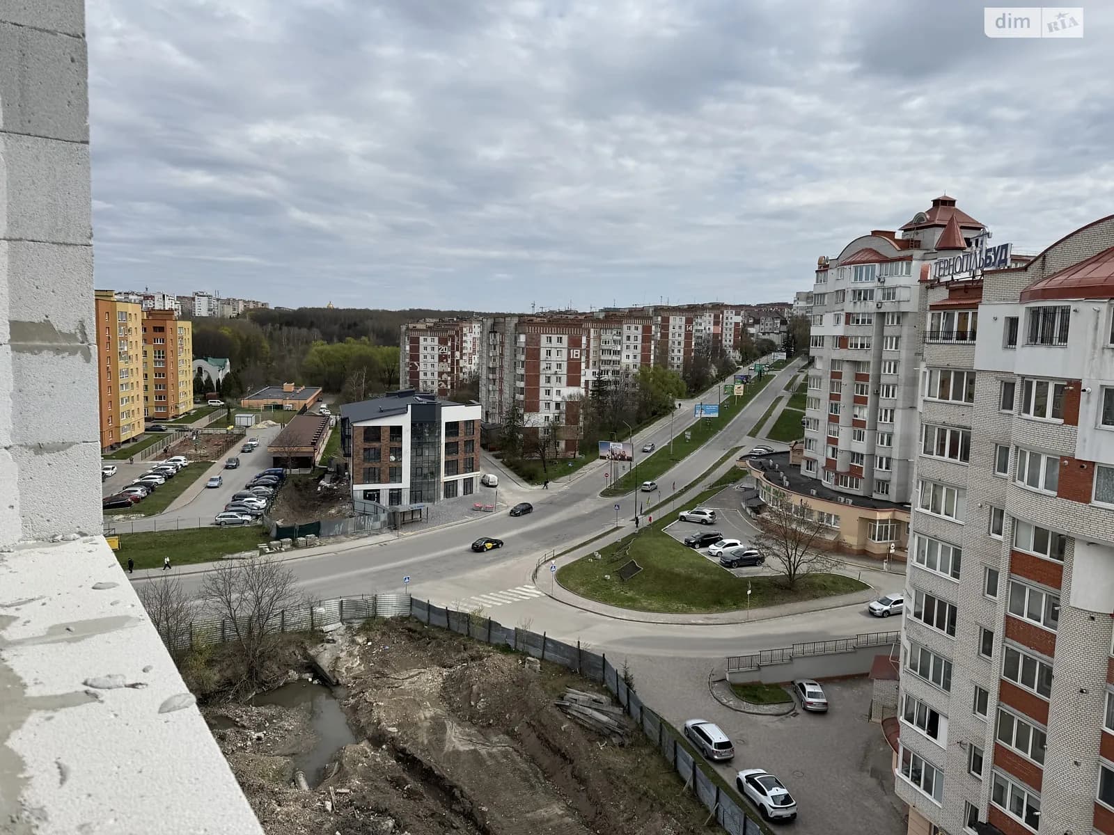 вул. Євгена Коновальця