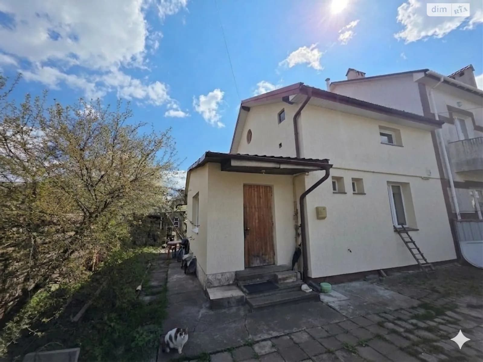 вул. Грузинська, 27