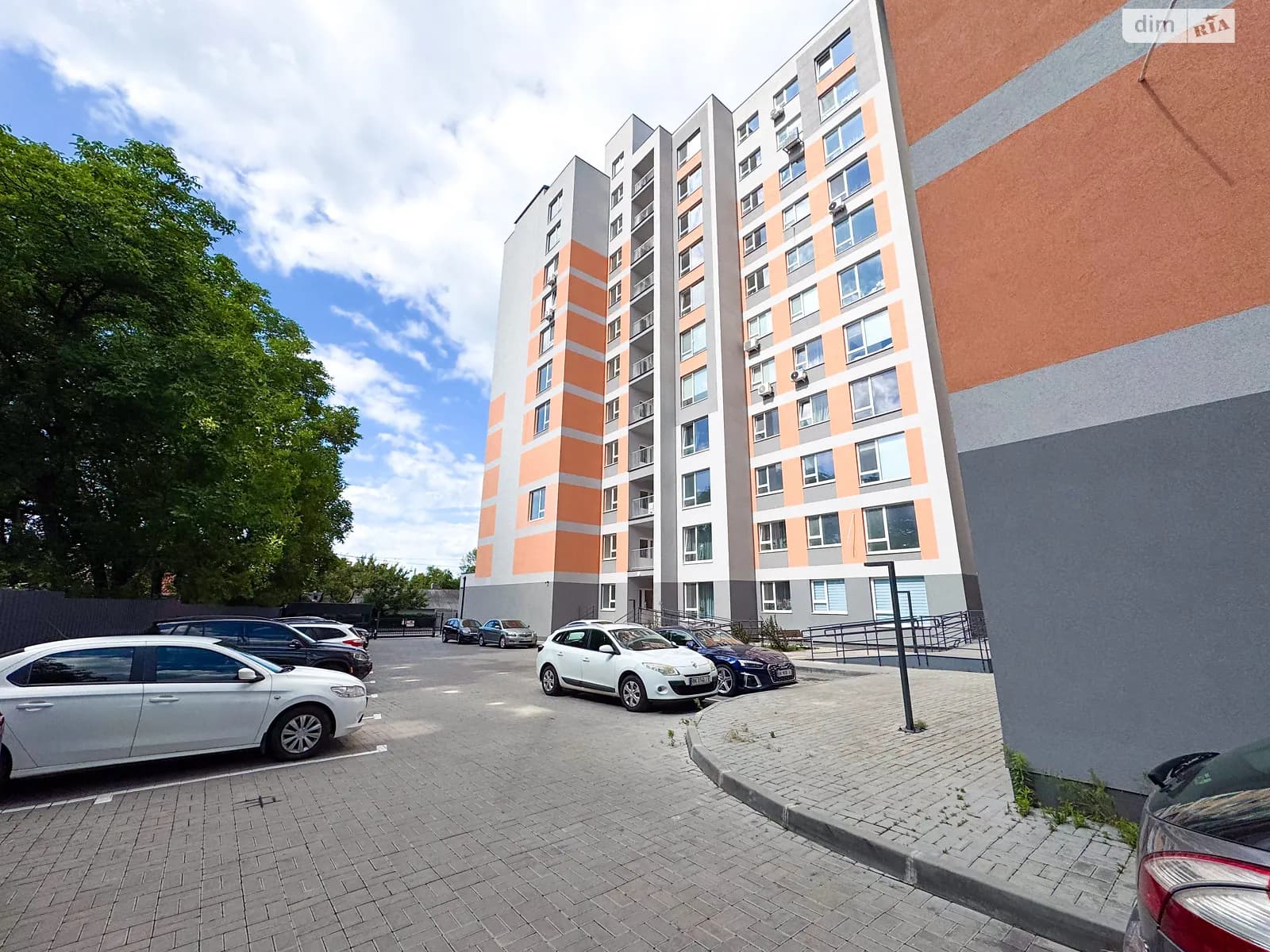 вул. Григорія Сковороди, 4