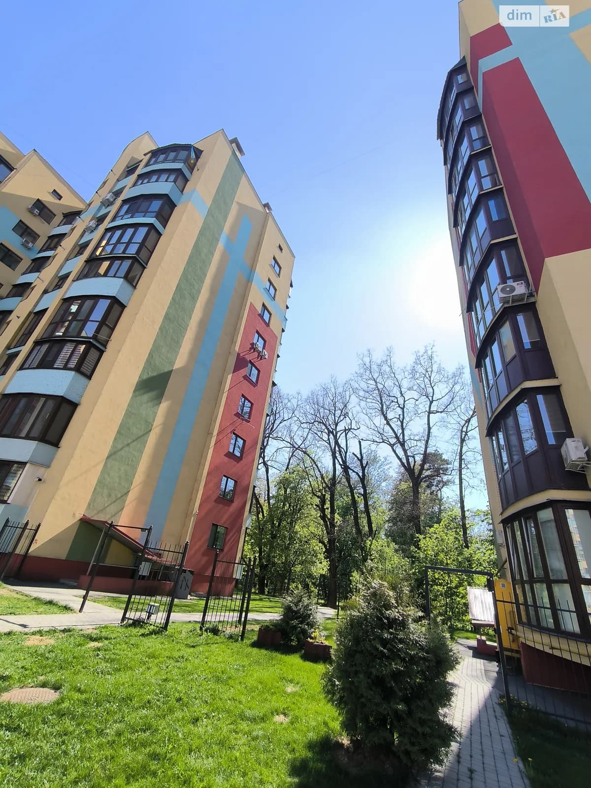 вул. Зодчих