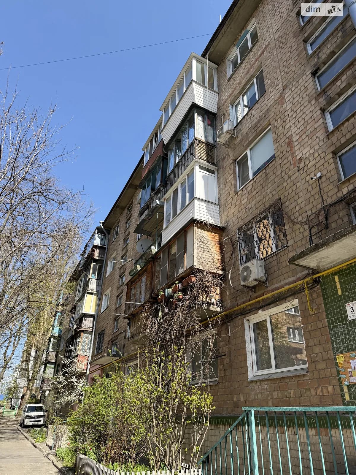 пров. Леопольда Ященка(Василя Жуковського), 13/16