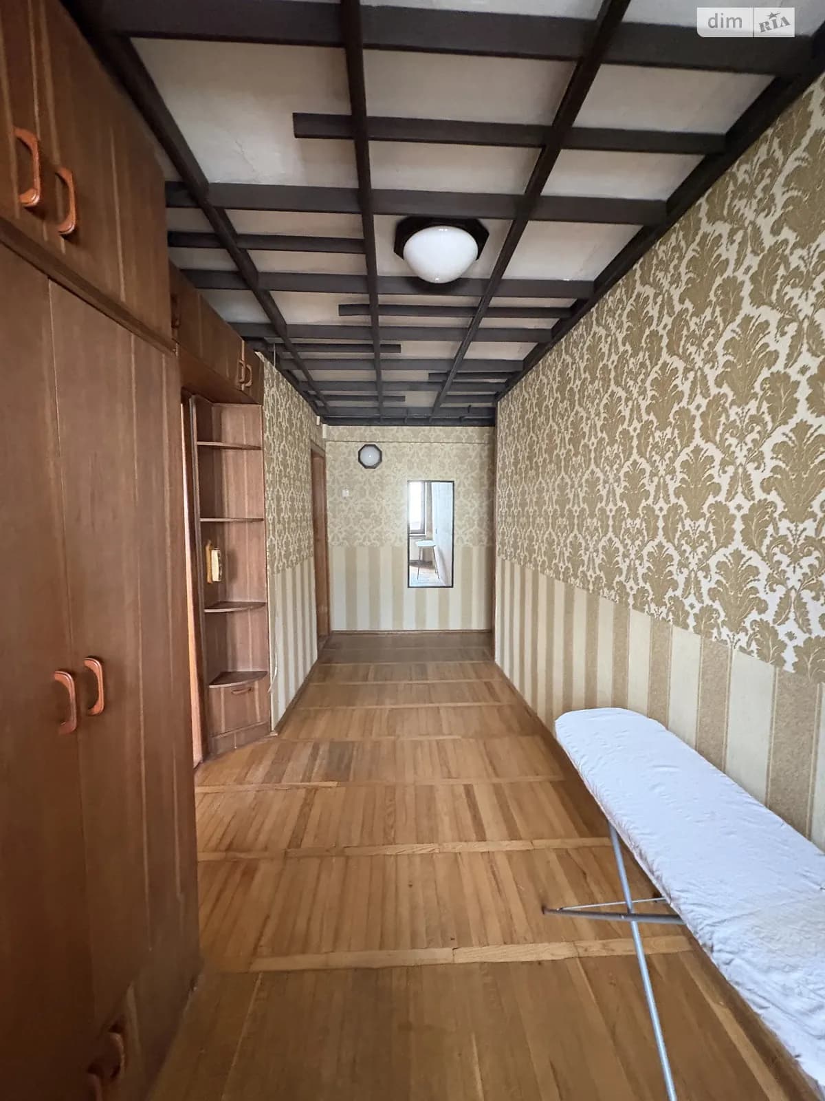 вул. Тисменецька, 240
