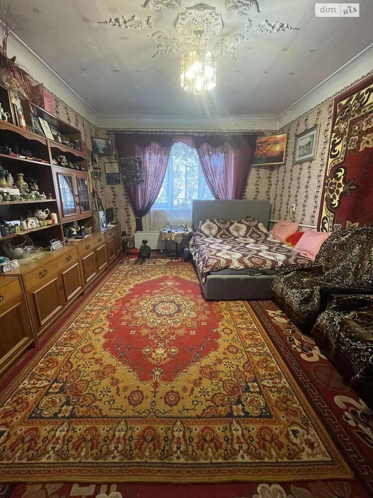 вул. Прохоровська, 12