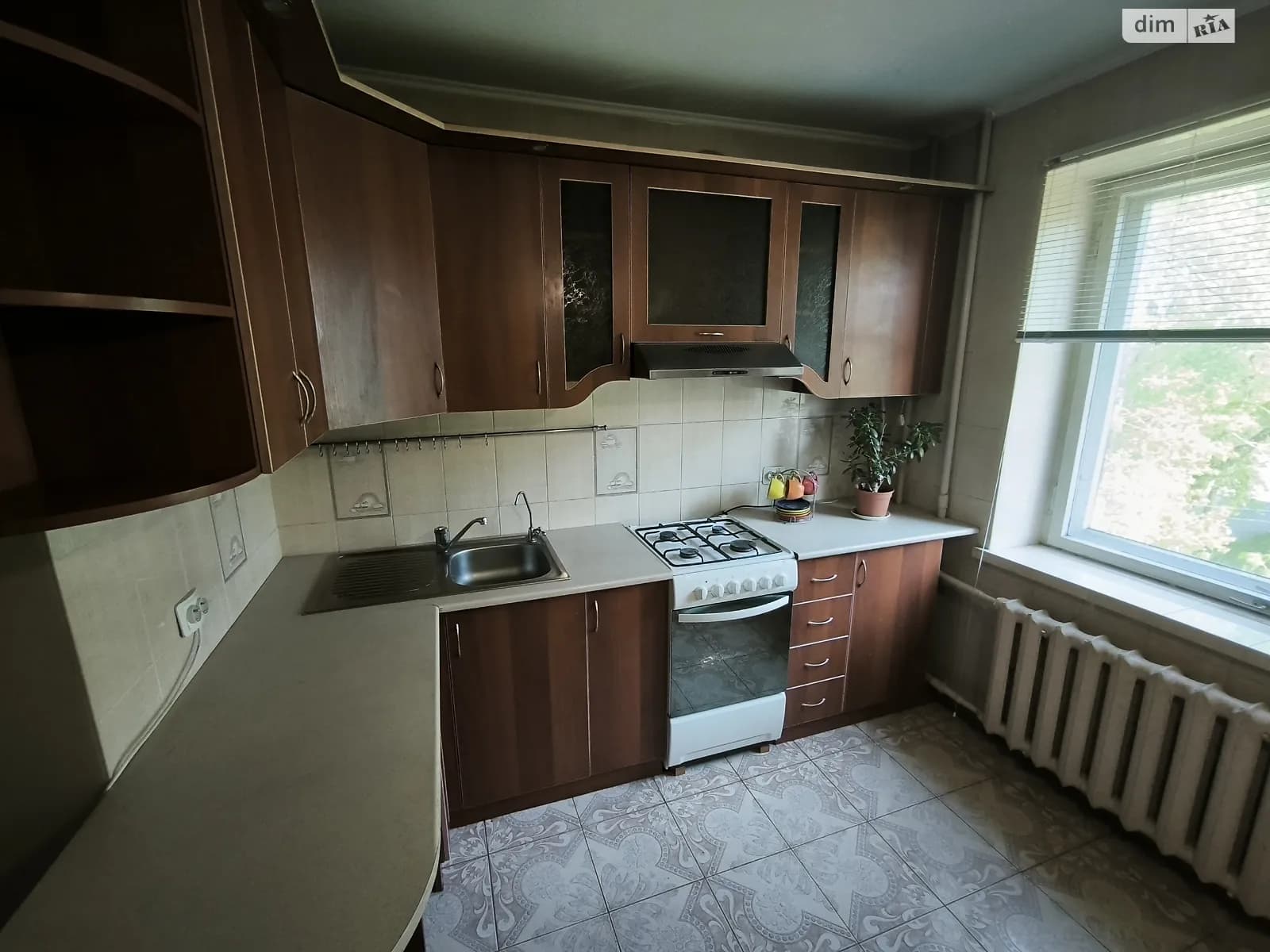 вул. Народного Руху(Ціолковського), 4