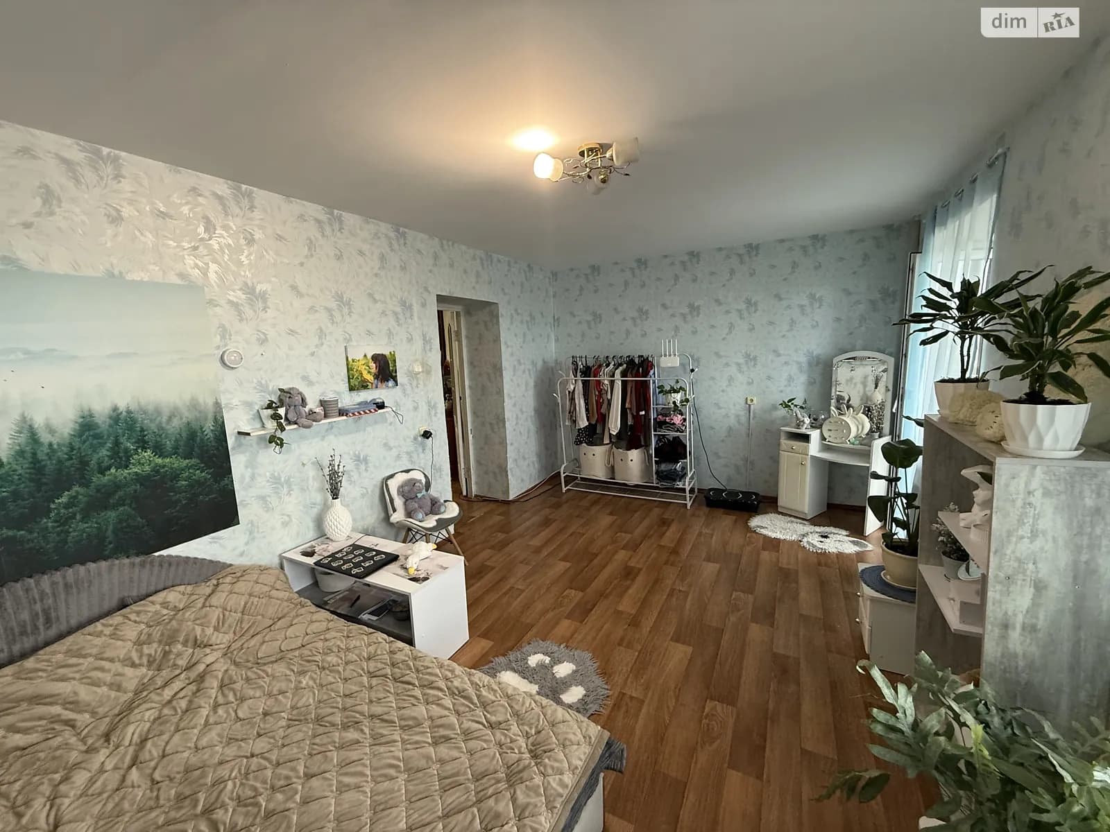 вул. Незалежності, 82