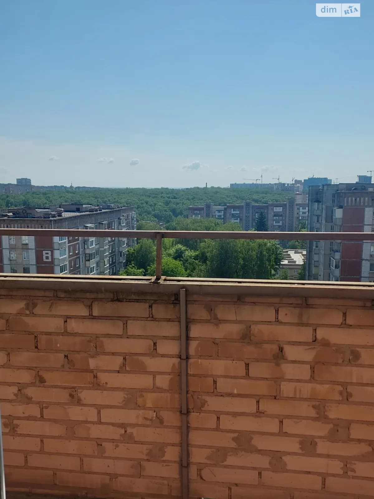 вул. Євгена Коновальця, 9