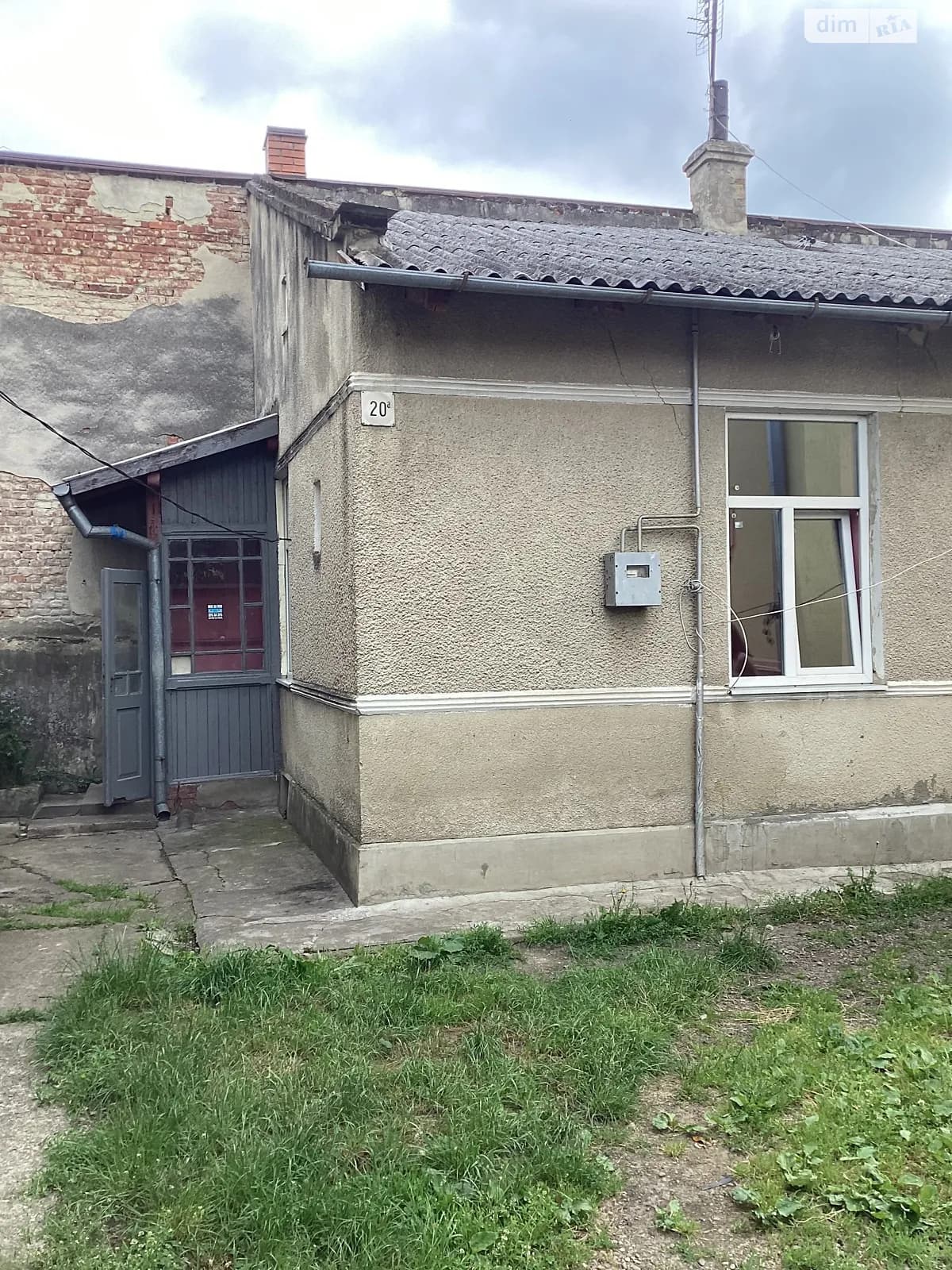вул. Добрівлянська, 20А