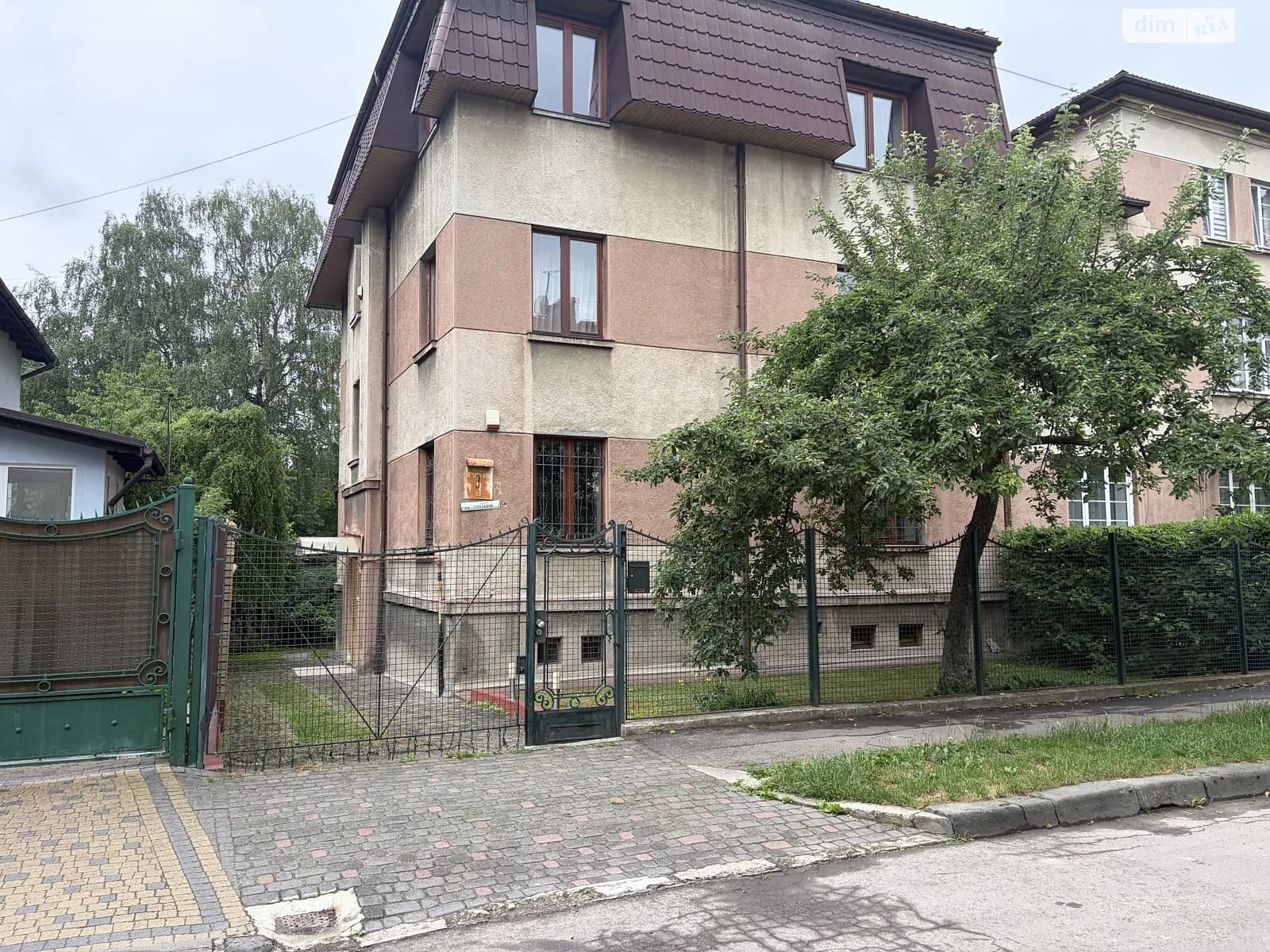 вул. Слободівни Марії, 3