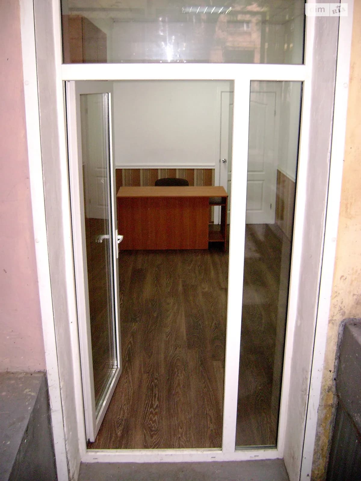 вул. Кінна, 14