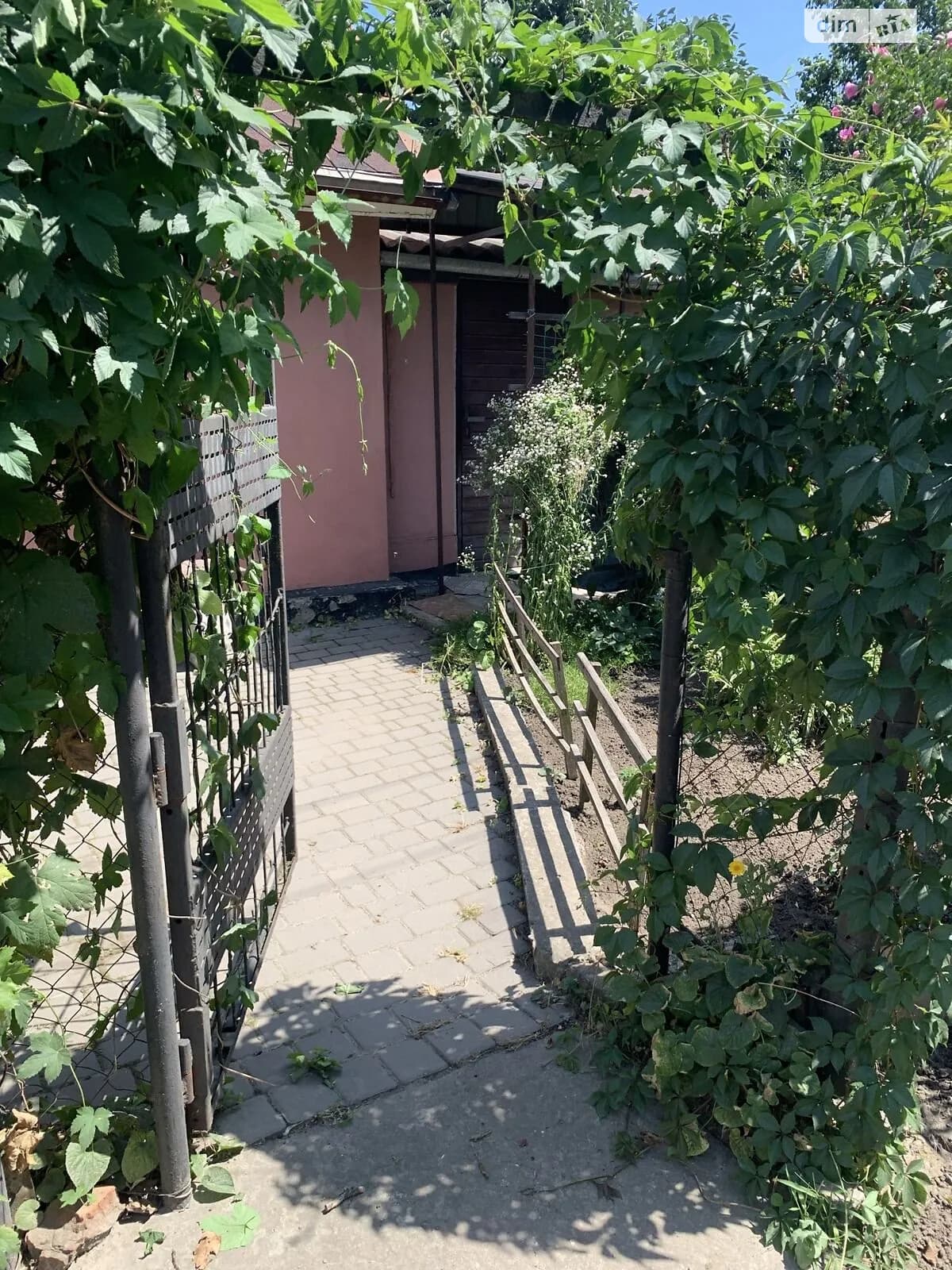 вул. Базова