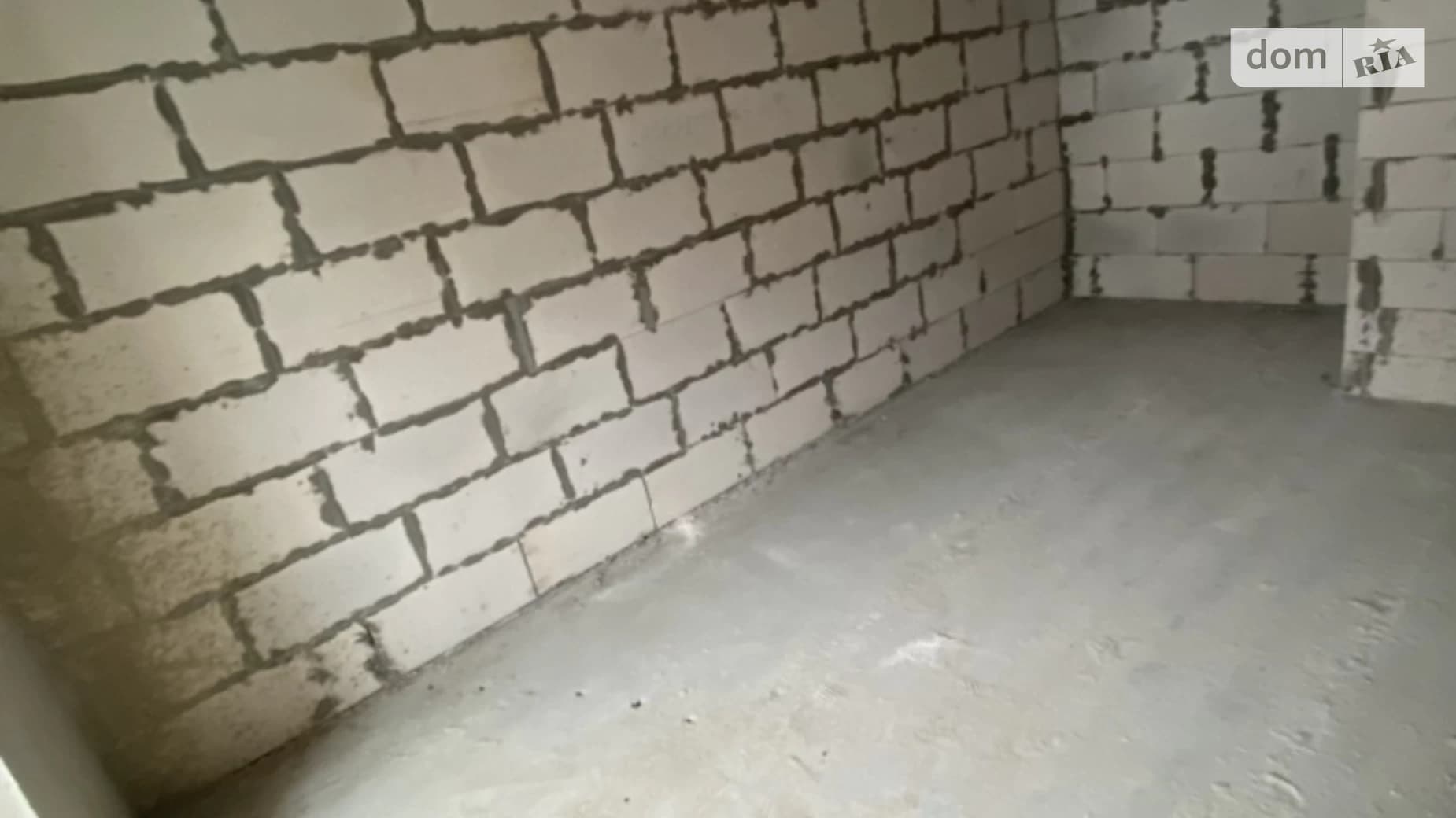 вул. Євгена Рихліка, 15