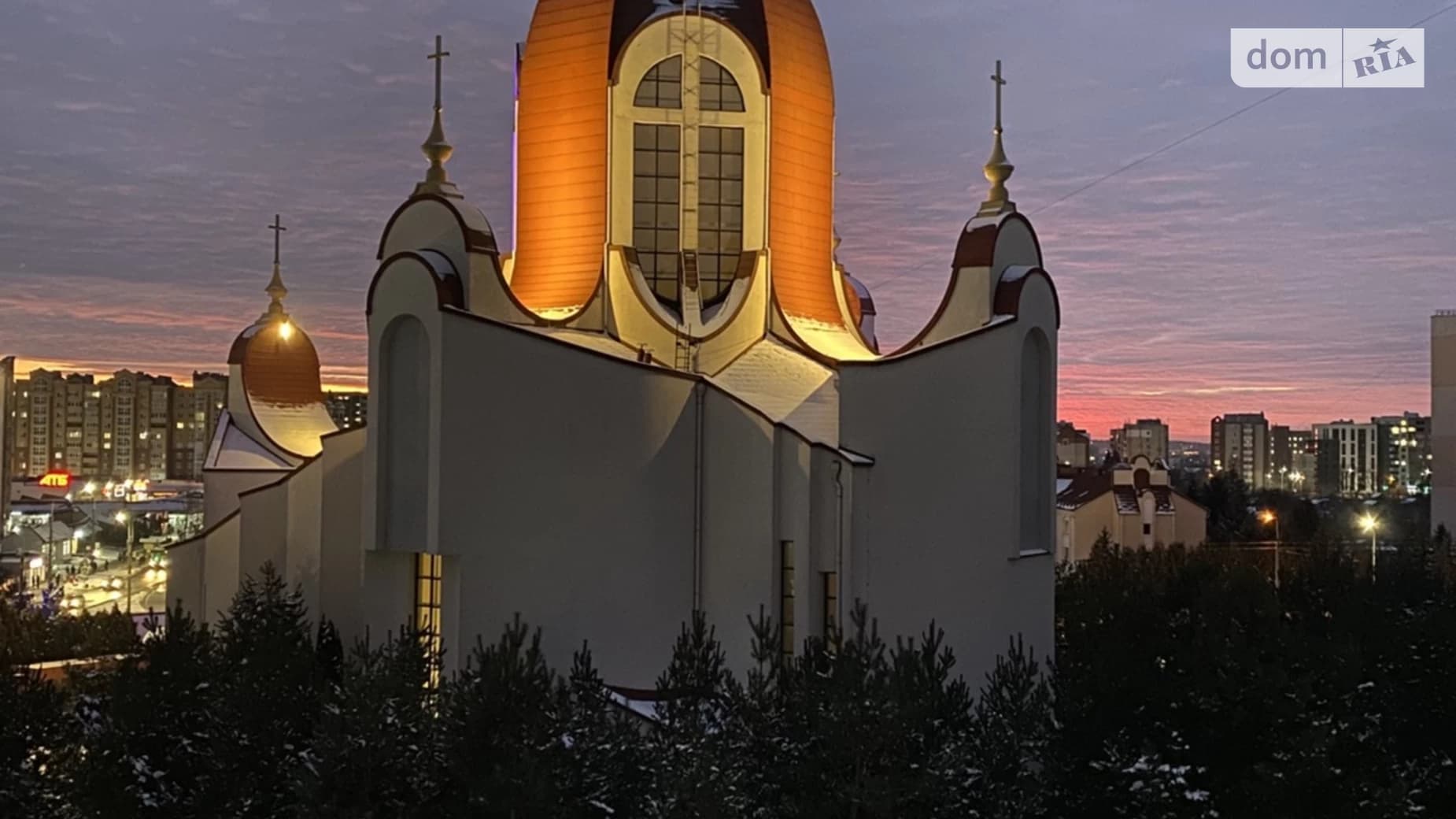 бул. Вишневецького Дмитра, 1