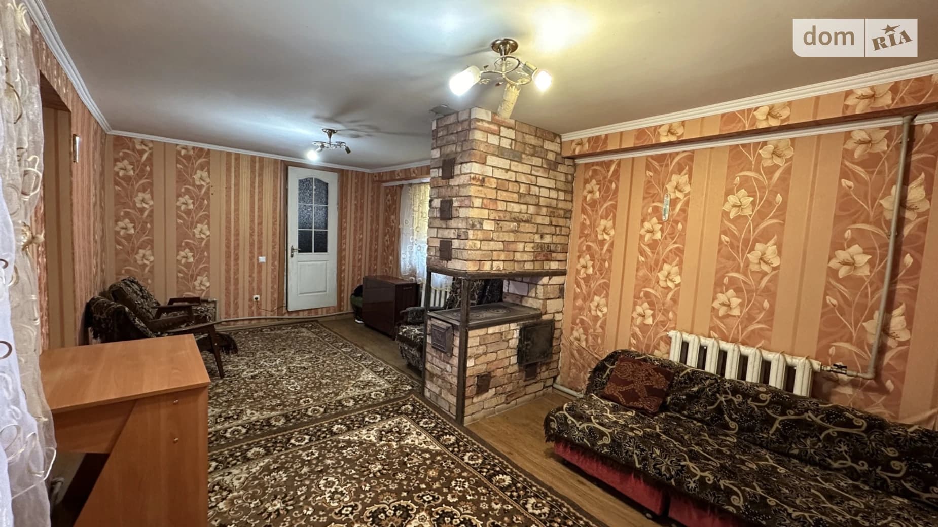 вул. Софіївська, 109