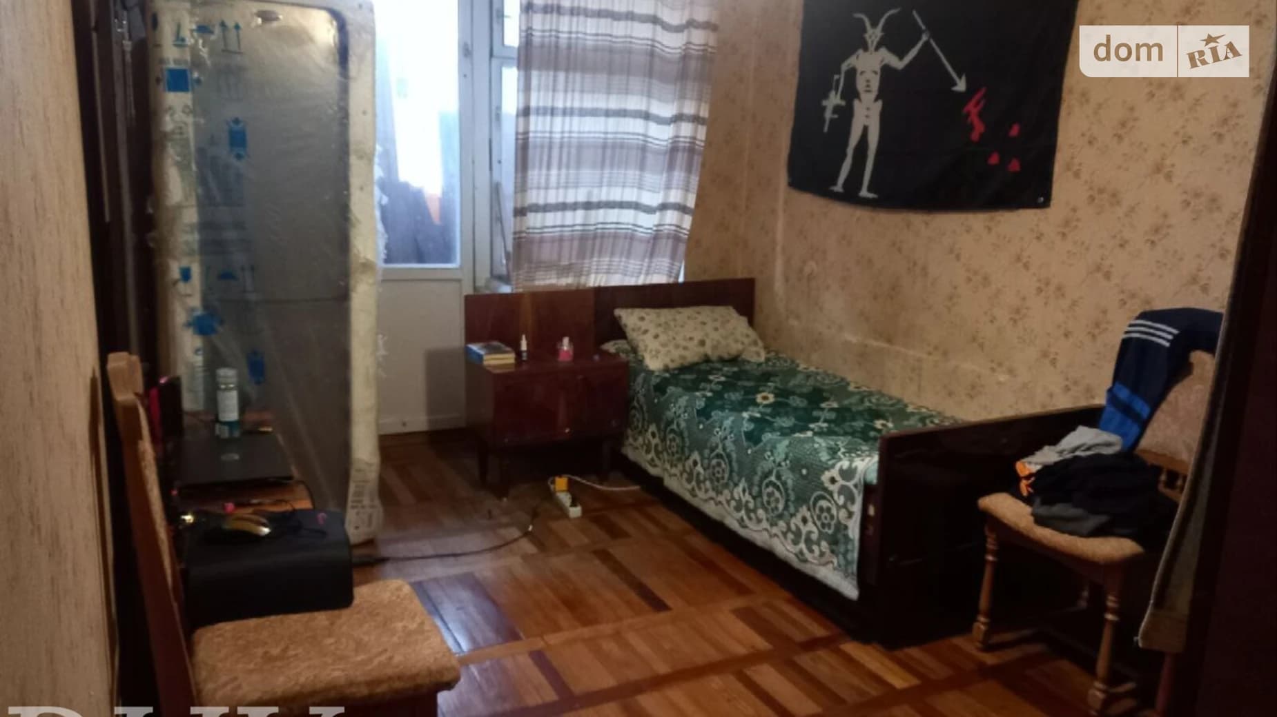 просп. Соборності, 8
