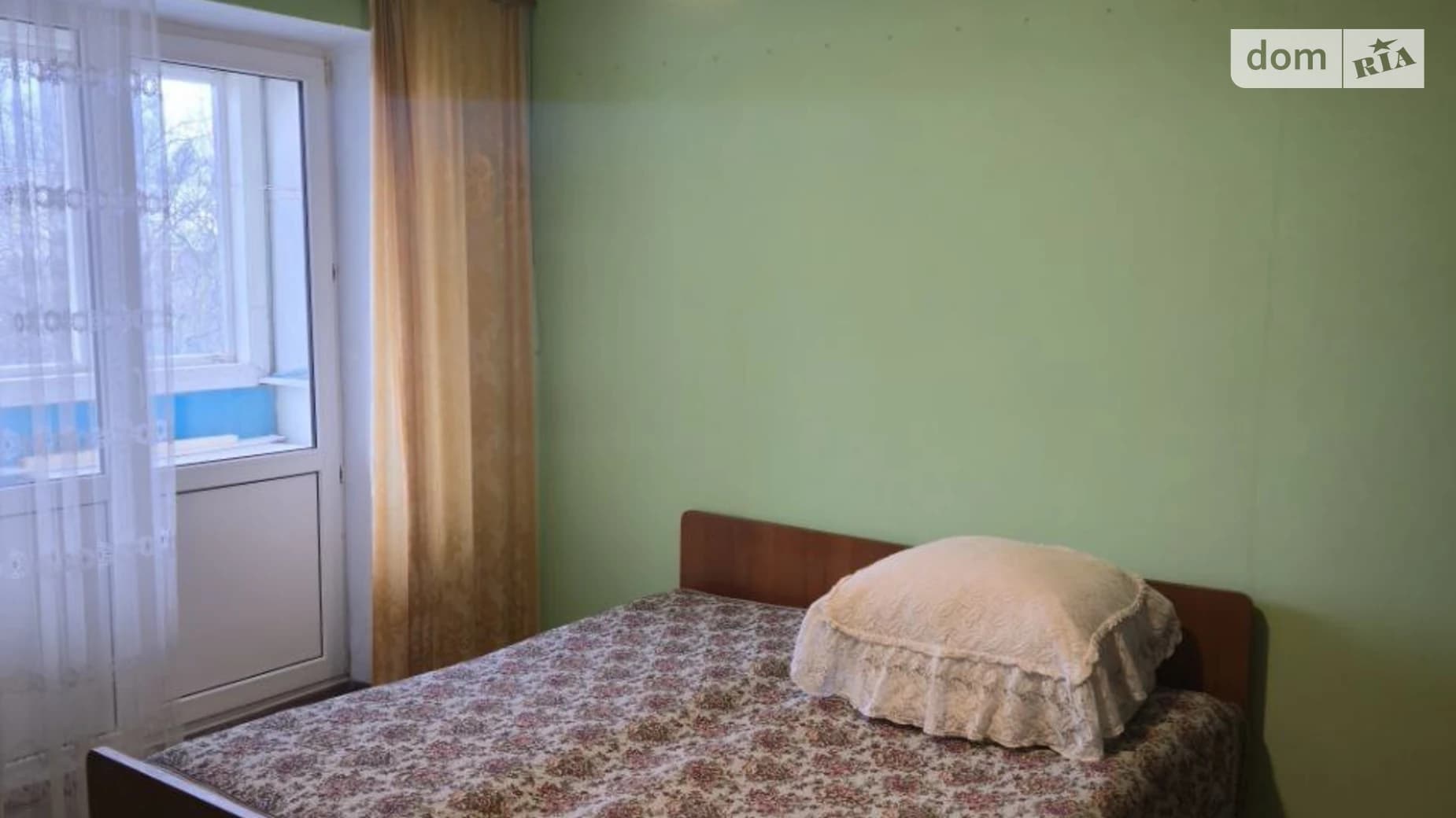 вул. Захисників України(Гордіюк), 4А