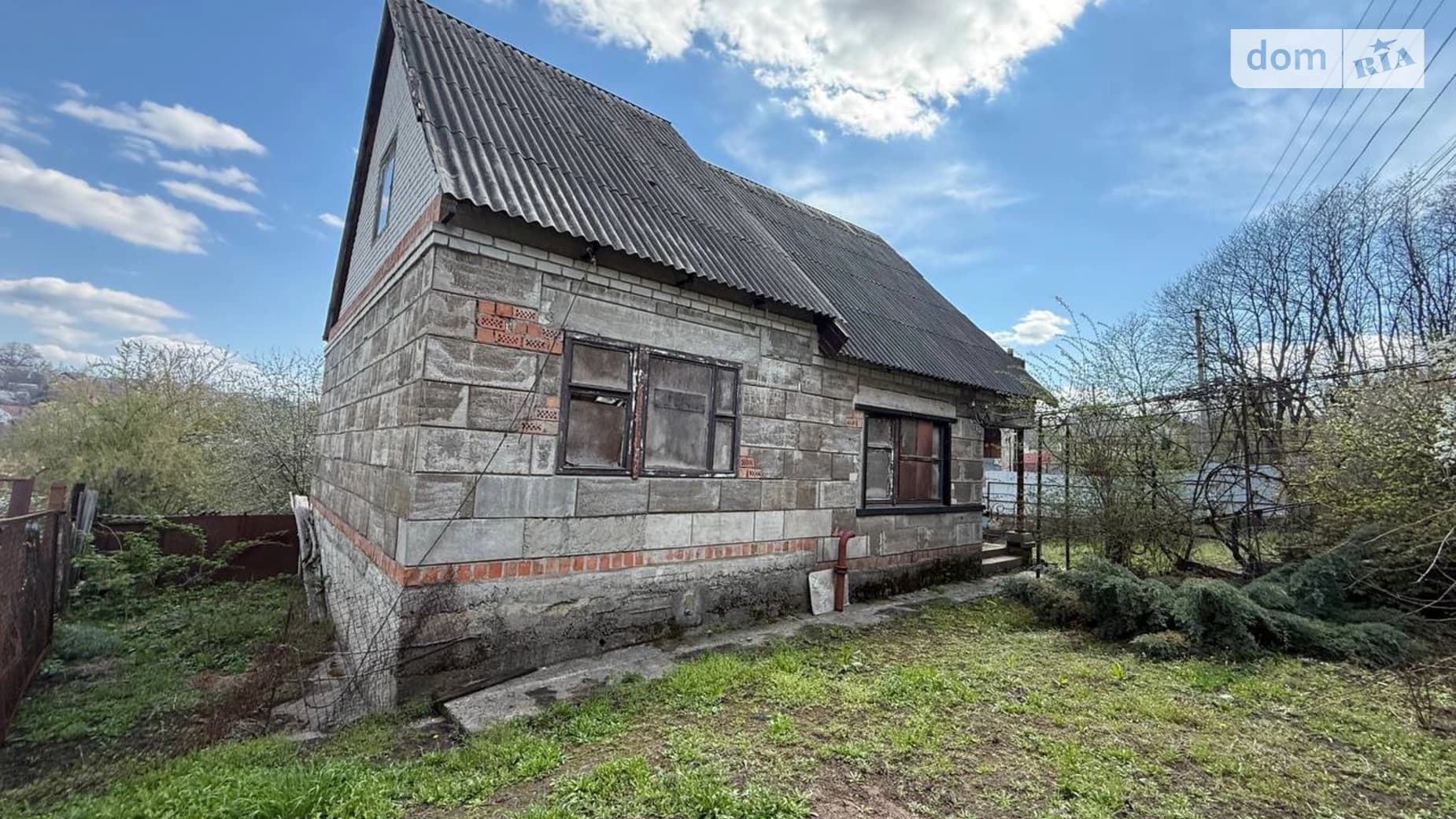 вул. Оранжева, 76