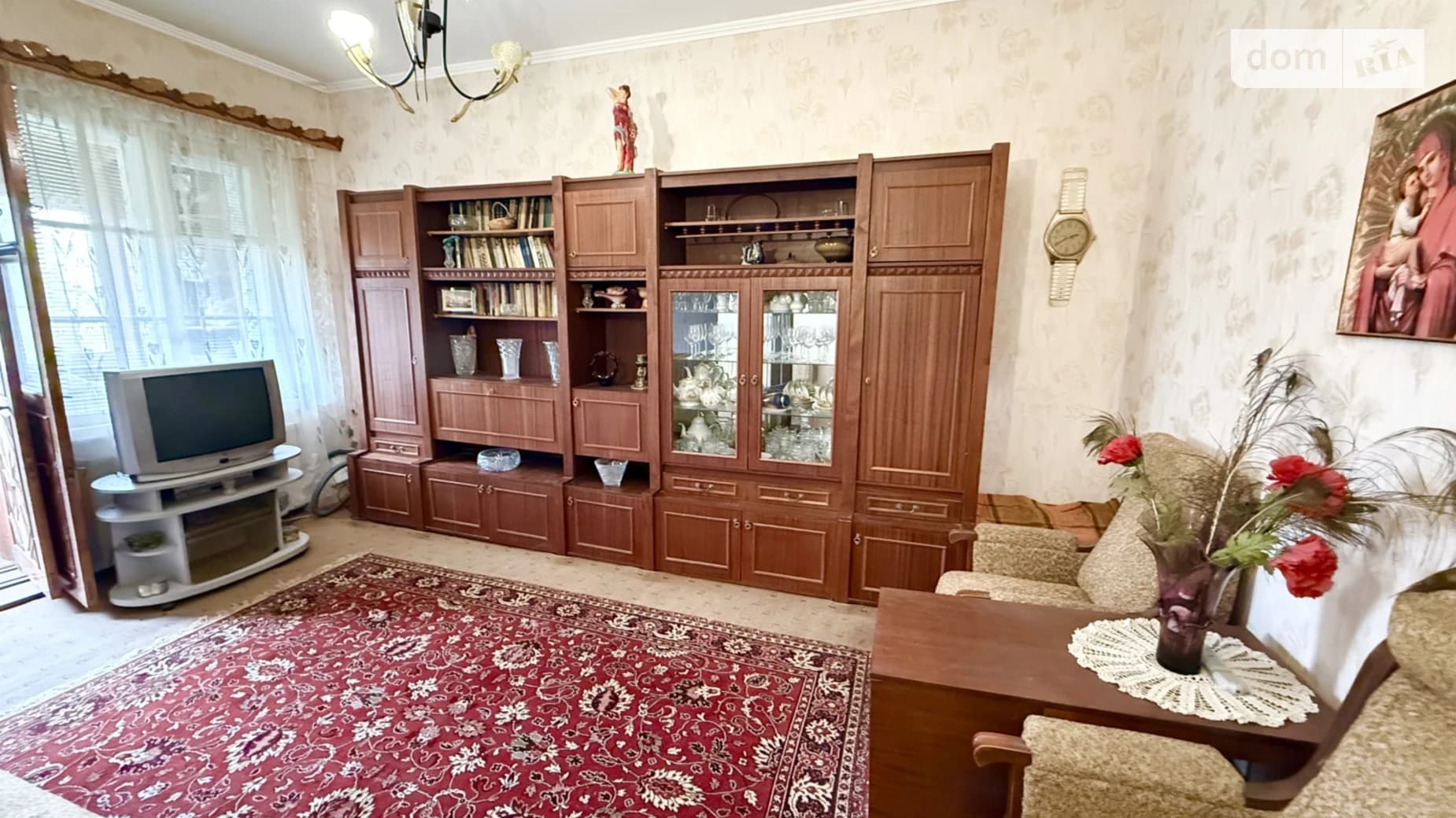 вул. Ізяславська, 4