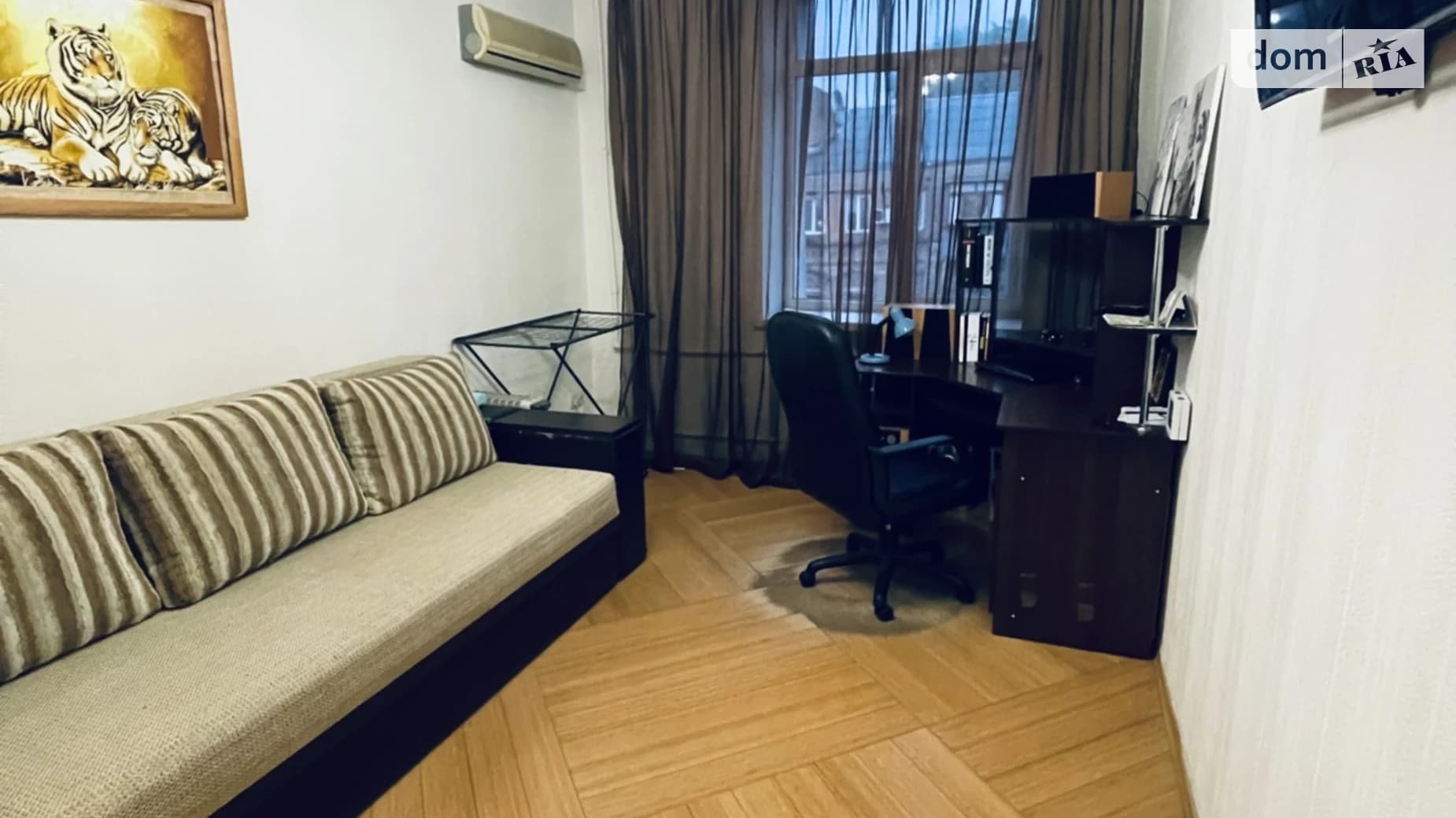 вул. Січових стрільців, 28