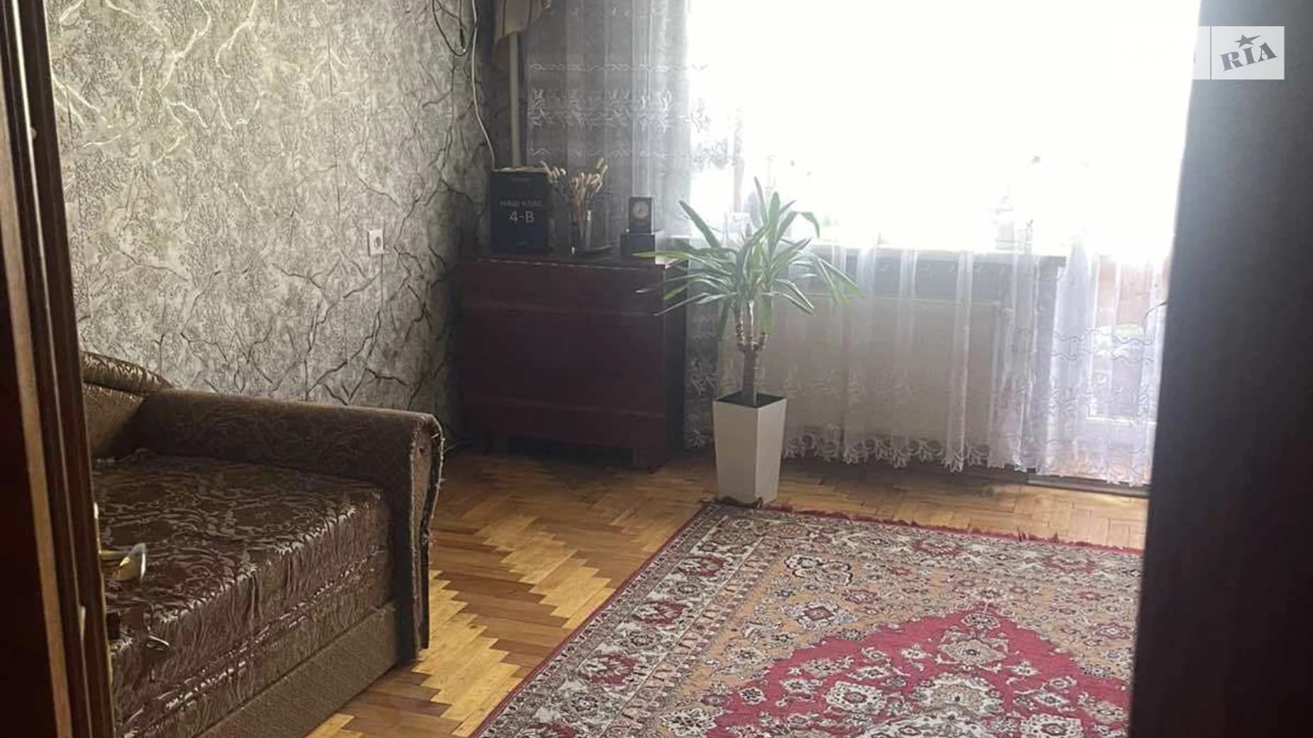 вул. Симоненка Василя