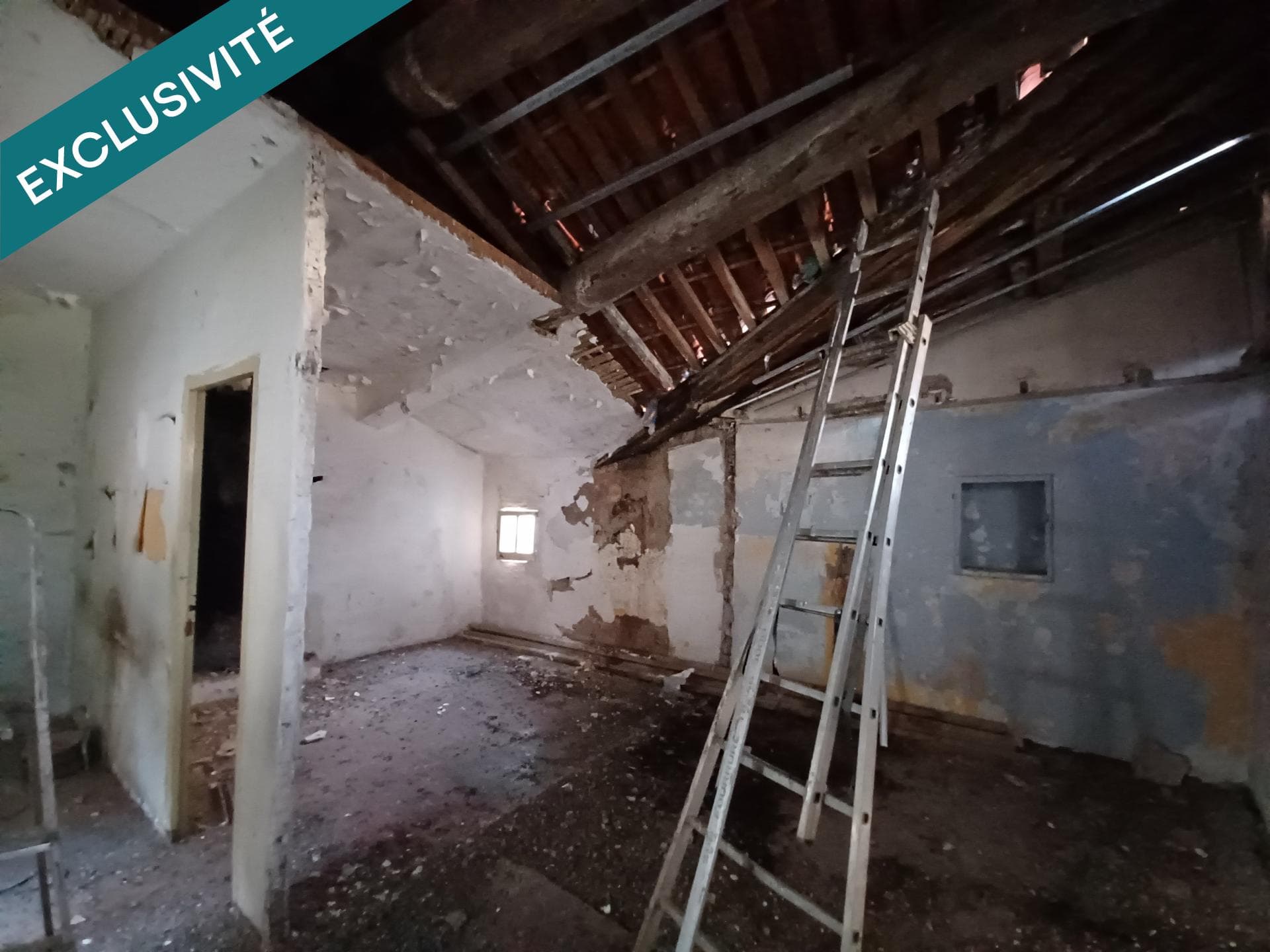 Immeuble de 65M2 -2 appartements