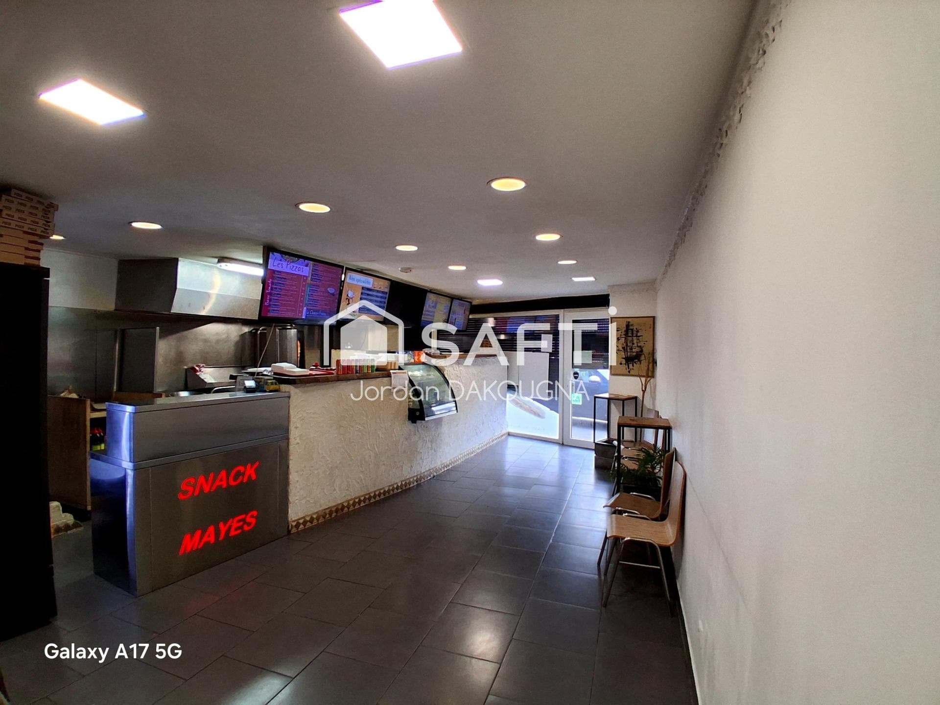 Snack / Pizzeria rentable 110 m² – Emplacement premium – Dunkerque
