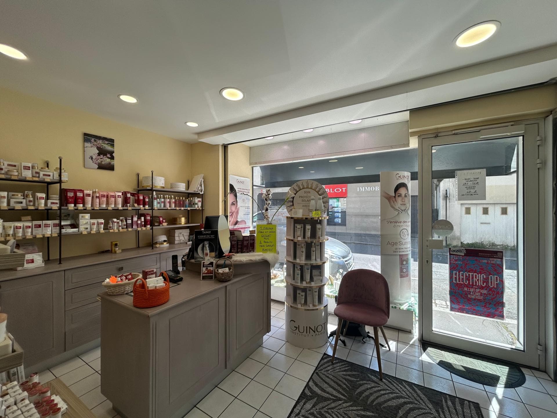 Fonds de commerce institut de beauté 34 m² - Nantes - Proche Ile Versailles