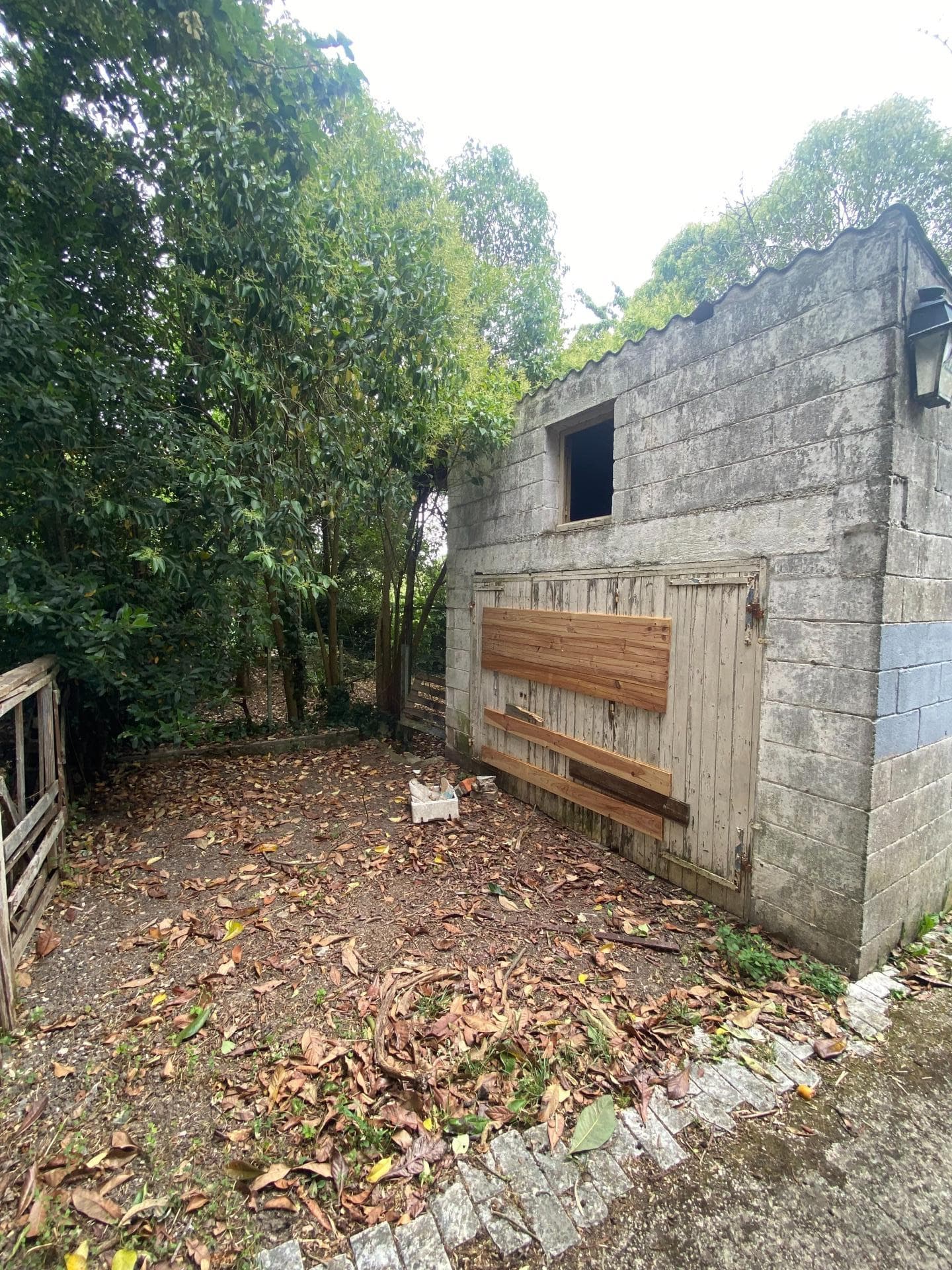 TERRAINDE 114m2+ cabanon de 15m2