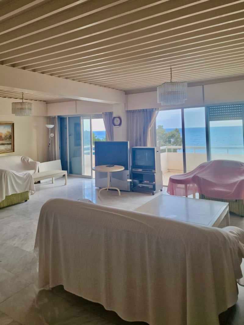 5-bedroom apartment for sale