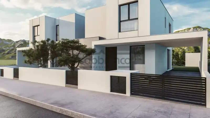 3-bedroom detached house for sale