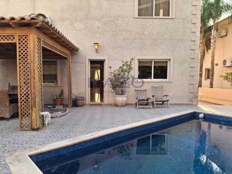 4-bedroom detached house for sale