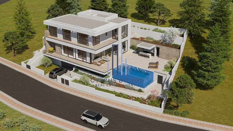 5-bedroom detached house for sale