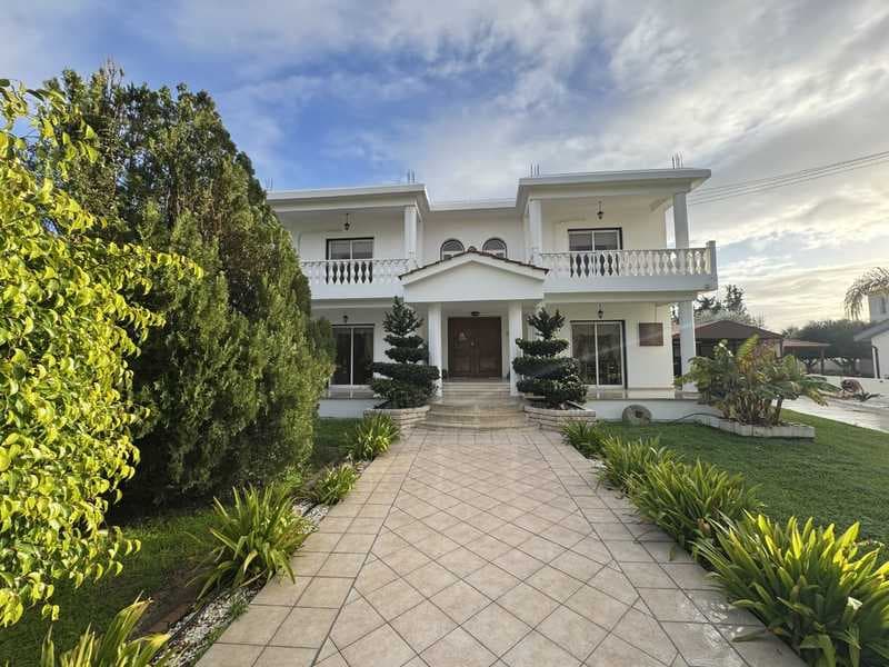 3-bedroom villa for sale