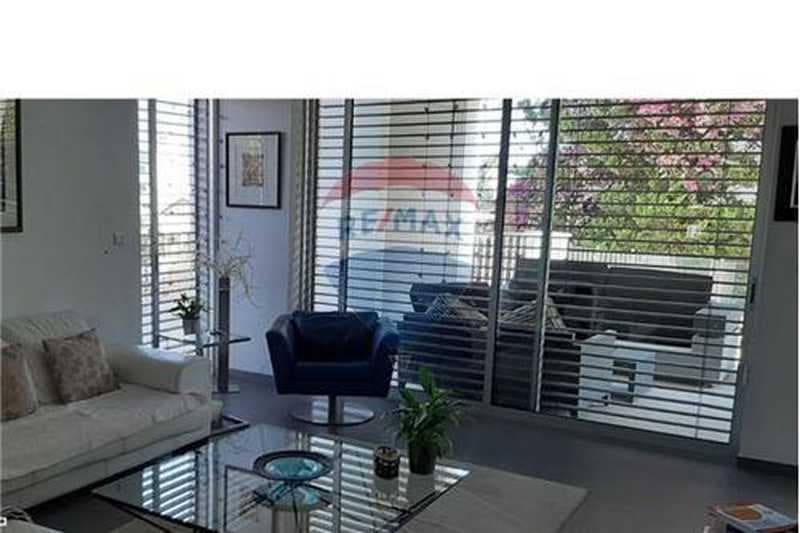 4-bedroom villa for sale