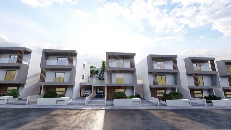 4-bedroom detached house for sale