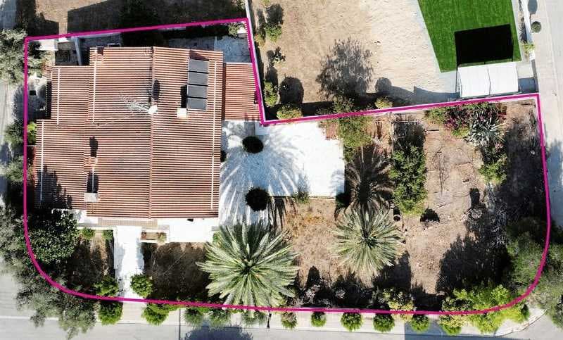 3-bedroom detached house for sale