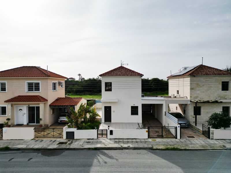 2-bedroom detached house for sale